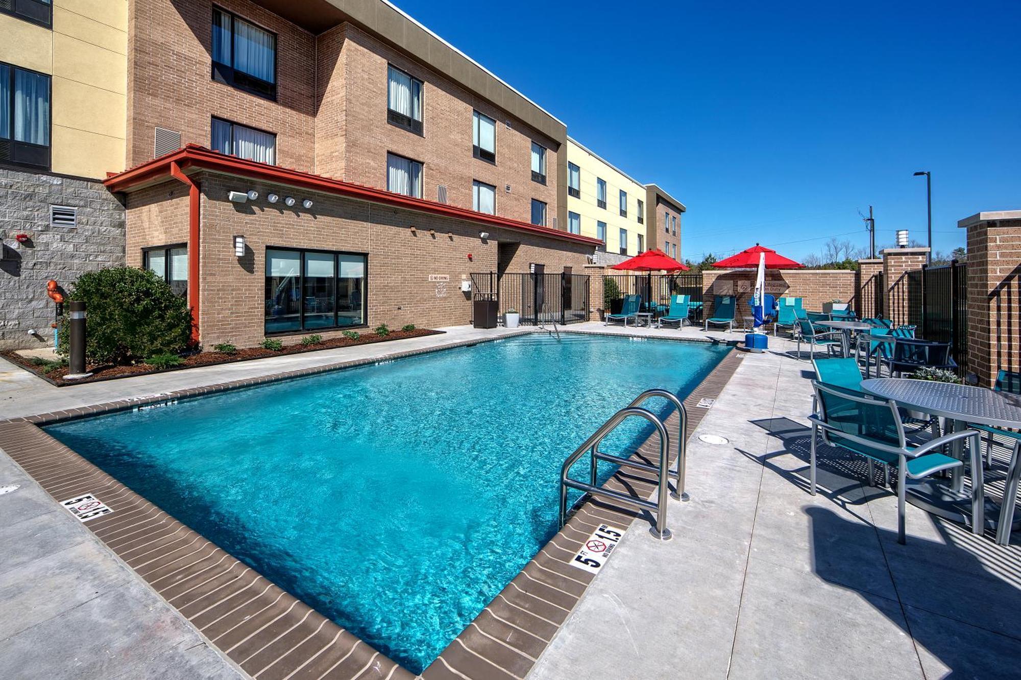 Towneplace Suites By Marriott Hattiesburg Exterior foto
