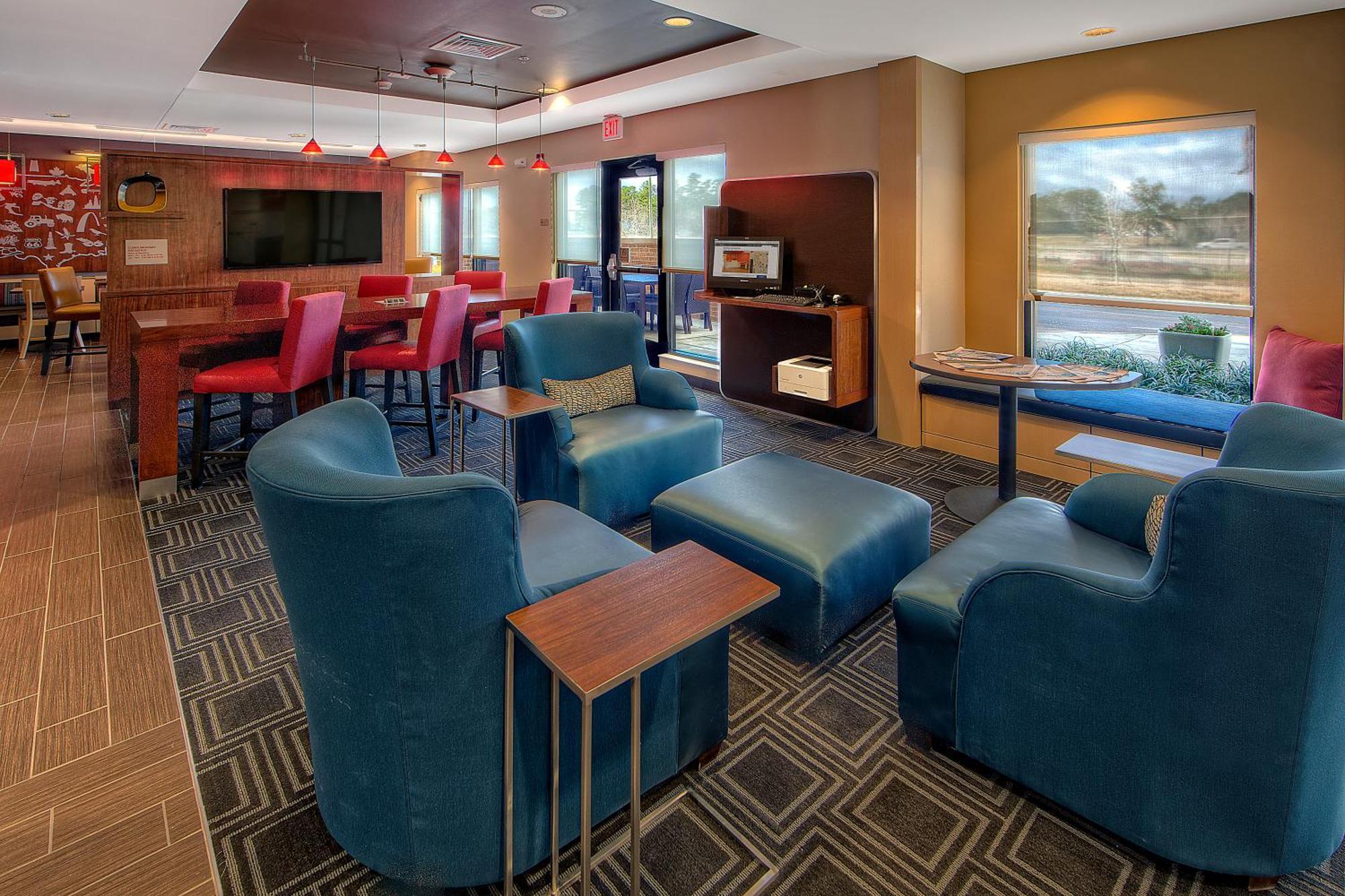 Towneplace Suites By Marriott Hattiesburg Exterior foto